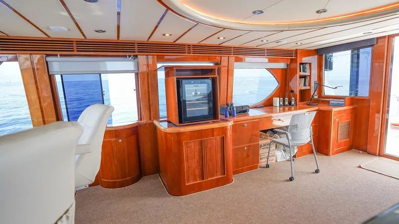 Slide: The Image of Motor Yacht 82MY 2001 - 26