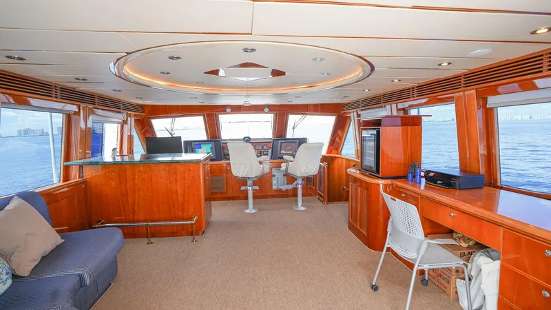 Slide: The Image of Motor Yacht 82MY 2001 - 27