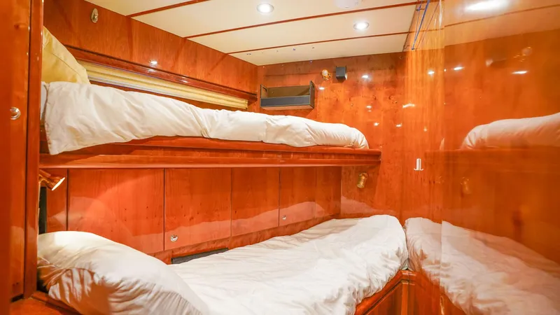 Slide: The Image of Motor Yacht 82MY 2001 - 41