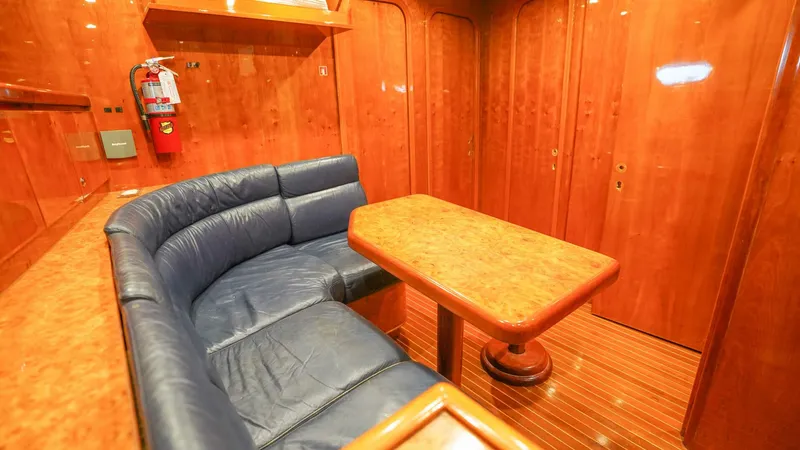 Slide: The Image of Motor Yacht 82MY 2001 - 44