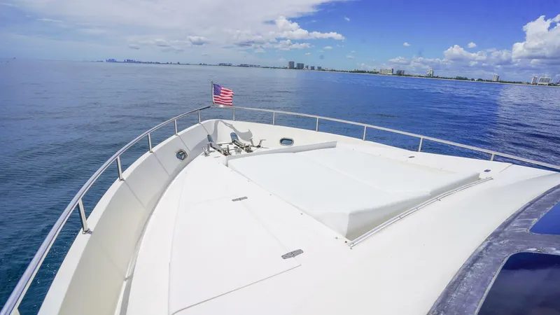 Slide: The Image of Motor Yacht 82MY 2001 - 5