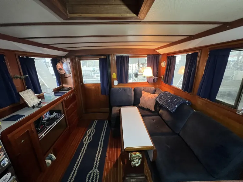 Slide: The Image of Sea Ranger 45 Raised Pilot House 1981 - 10