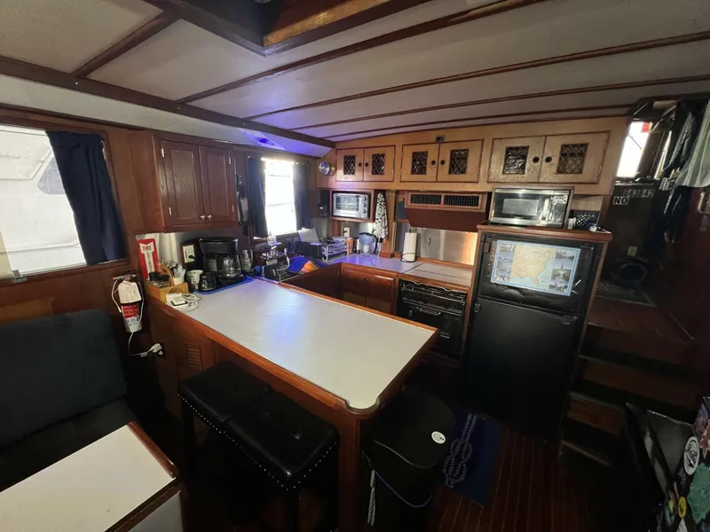 Slide: The Image of Sea Ranger 45 Raised Pilot House 1981 - 11