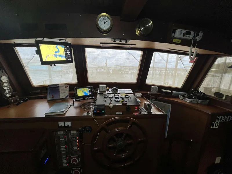 Slide: The Image of Sea Ranger 45 Raised Pilot House 1981 - 18