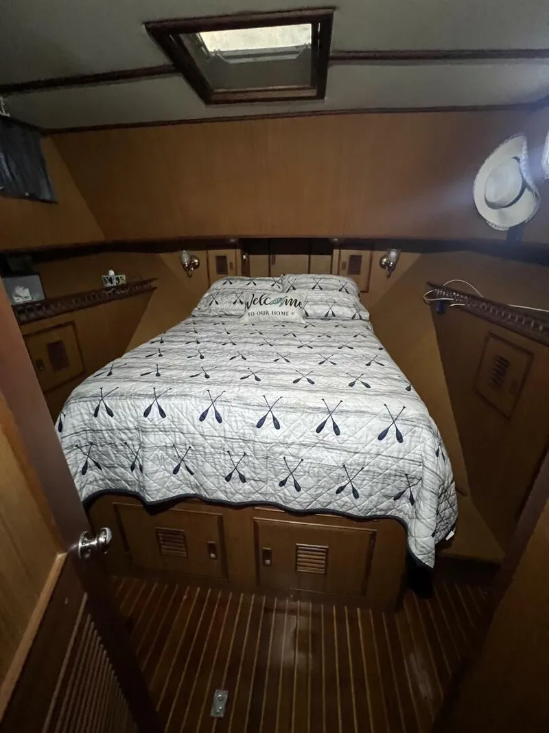 Slide: The Image of Sea Ranger 45 Raised Pilot House 1981 - 27