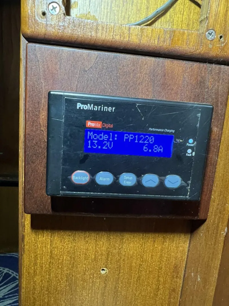 Slide: The Image of Sea Ranger 45 Raised Pilot House 1981 - 36