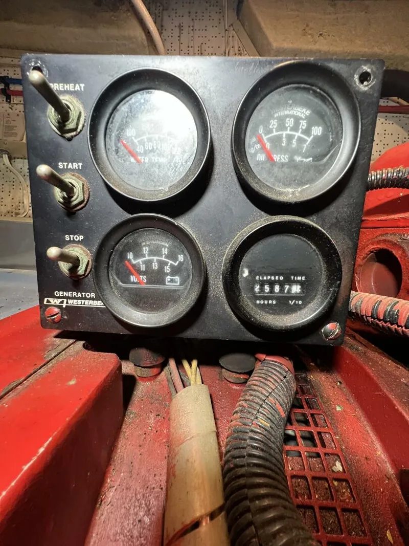 Slide: The Image of Sea Ranger 45 Raised Pilot House 1981 - 40