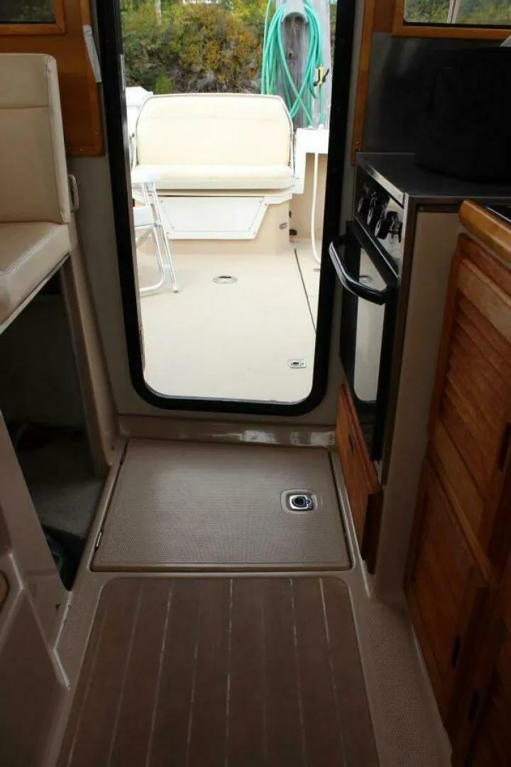 Slide: The Image of Cutwater LE 2013 - 30