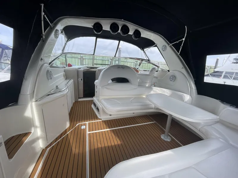 Slide: The Image of Sea Ray 380 Sundancer 2000 - 2
