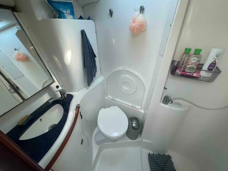 Slide: The Image of Beneteau Oceanis 473 2004 - 8