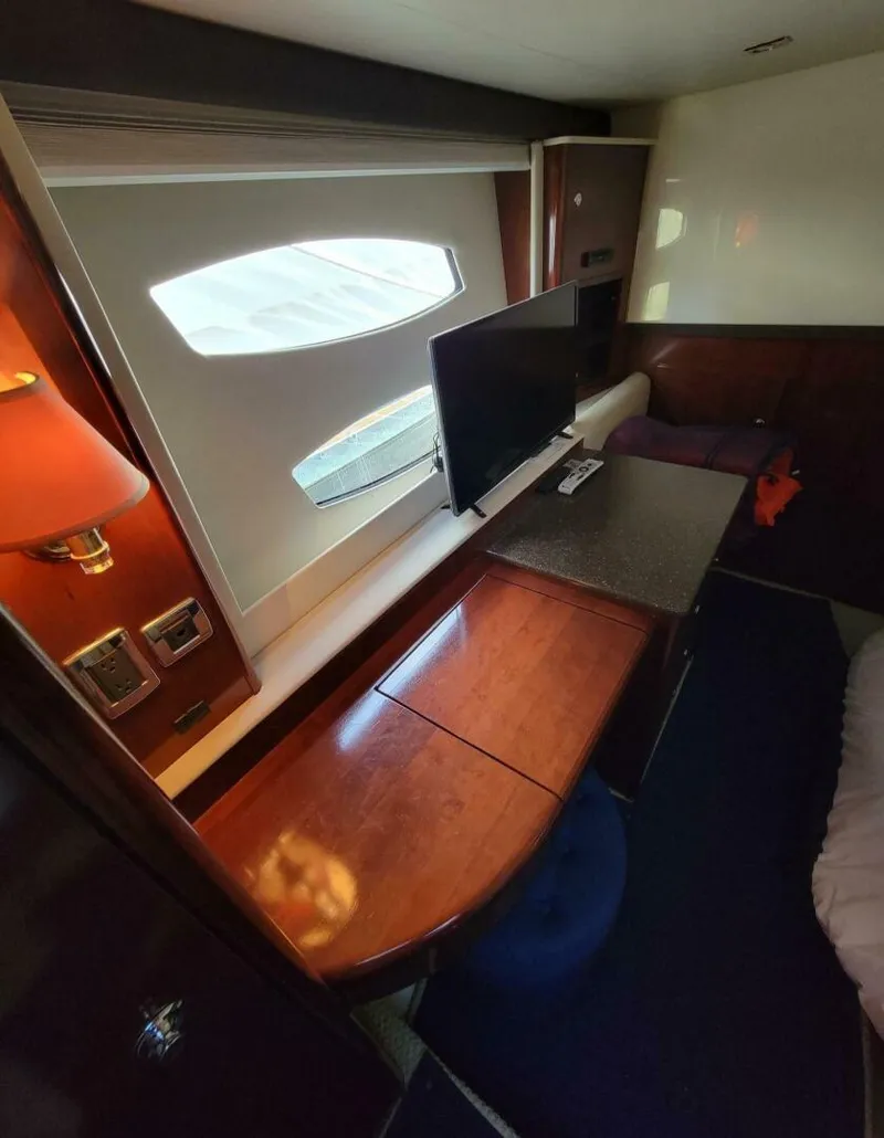 Slide: The Image of Meridian 441 Sedan 2011 - 17