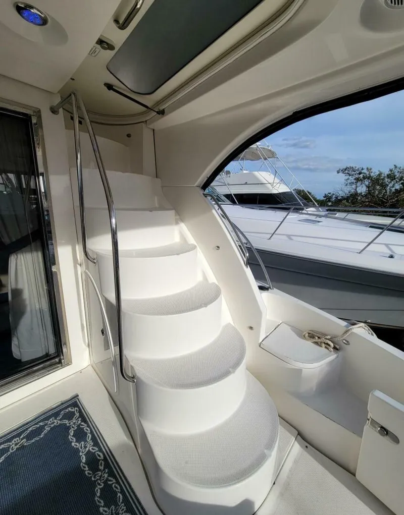 Slide: The Image of Meridian 441 Sedan 2011 - 8