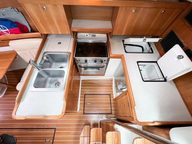 Slide: The Image of Catalina 350 MK II 2007 - 21