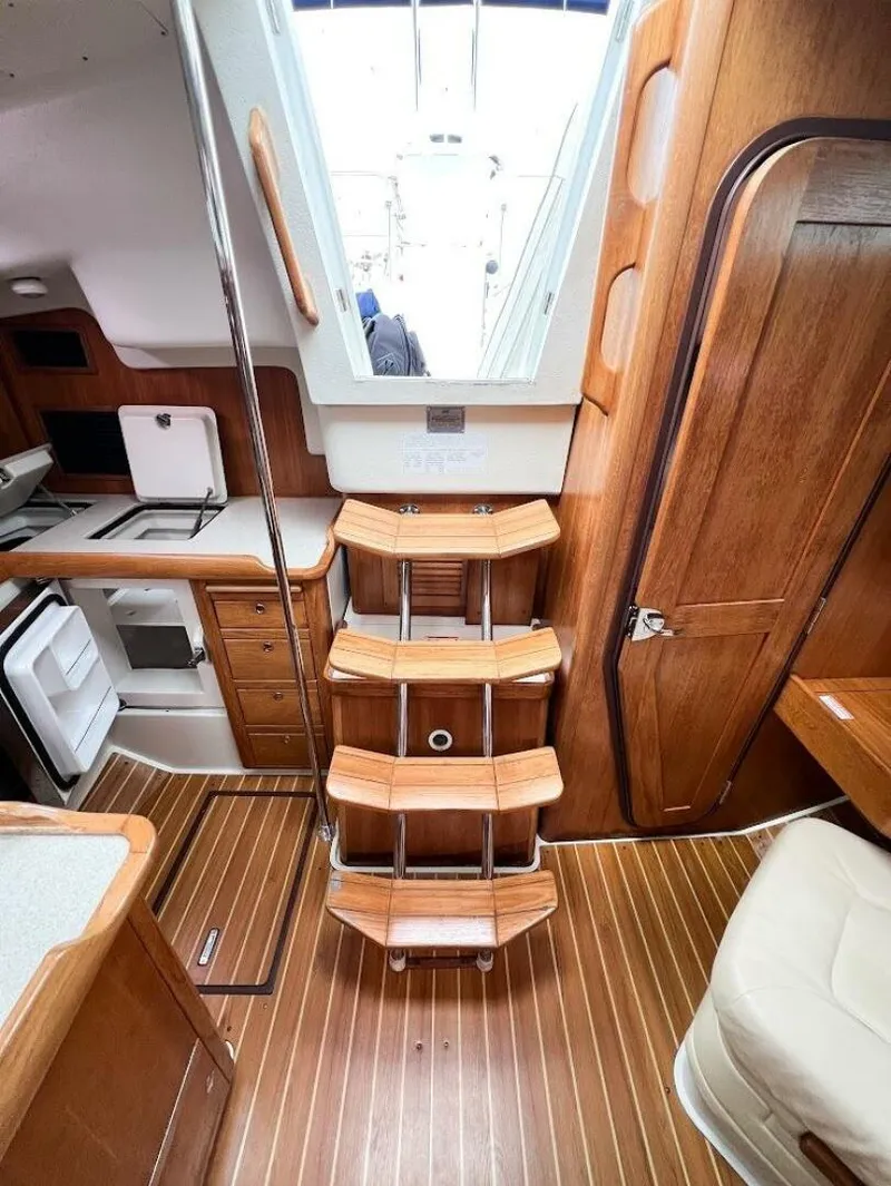 Slide: The Image of Catalina 350 MK II 2007 - 22