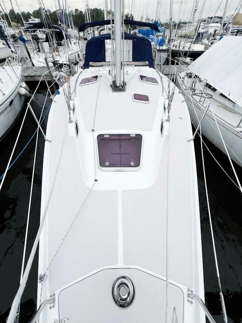 Slide: The Image of Catalina 350 MK II 2007 - 3
