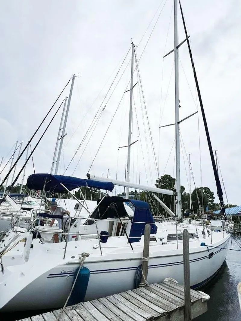 Slide: The Image of Catalina 350 MK II 2007 - 34