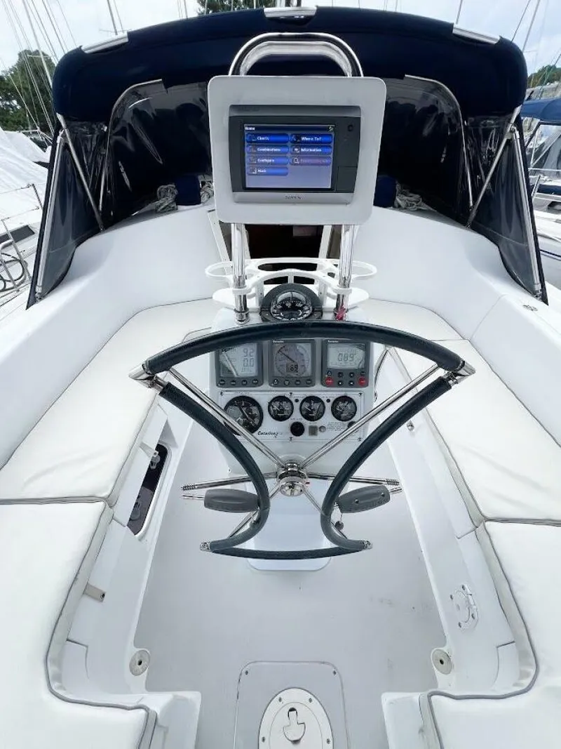 Slide: The Image of Catalina 350 MK II 2007 - 39