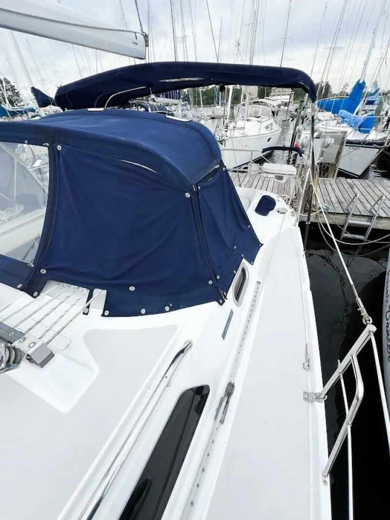 Slide: The Image of Catalina 350 MK II 2007 - 45