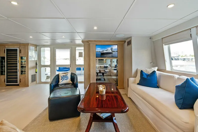 Slide: The Image of Sabre 92 2004 - 24
