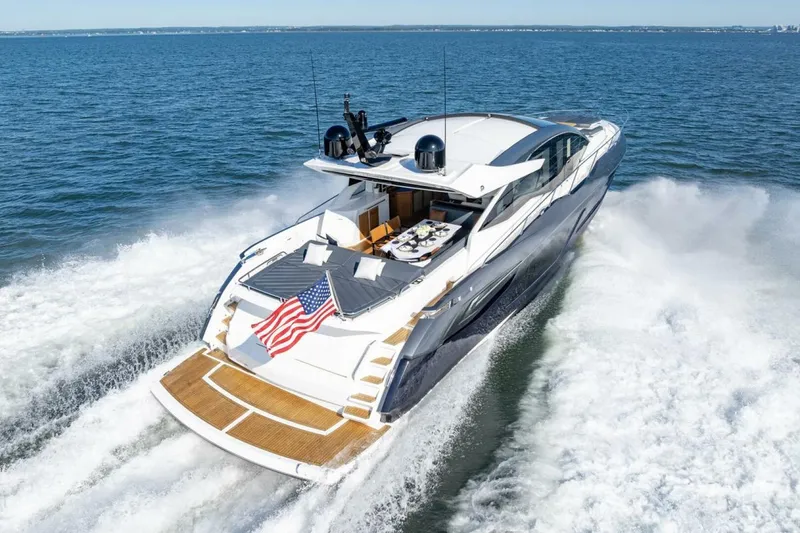 Slide: The Image of Sunseeker Predator 2020 - 23
