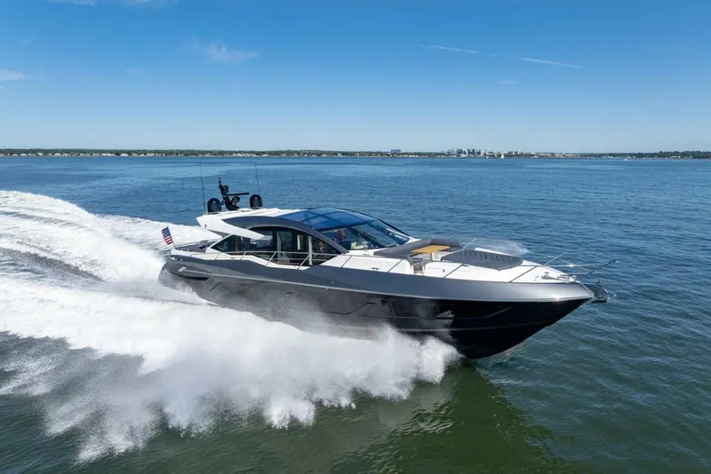 Slide: The Image of Sunseeker Predator 2020 - 24