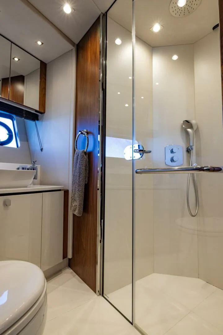 Slide: The Image of Sunseeker Predator 2020 - 35