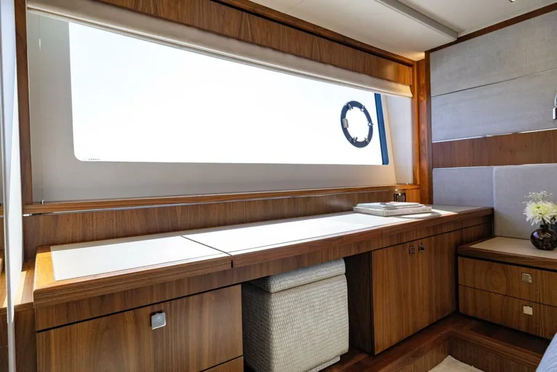 Slide: The Image of Sunseeker Predator 2020 - 42
