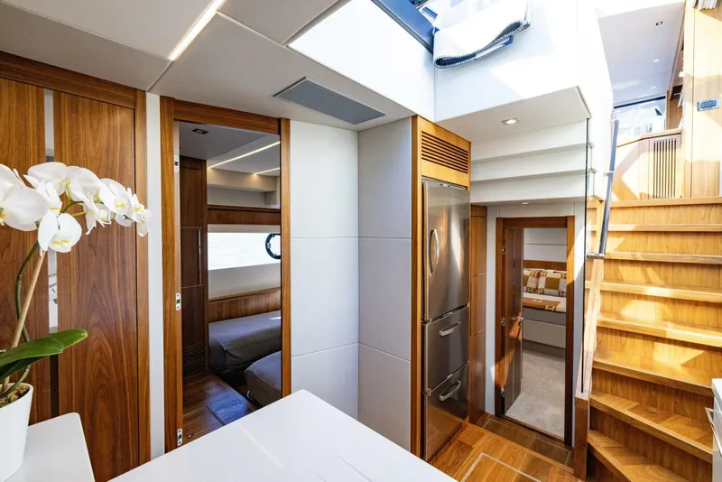 Slide: The Image of Sunseeker Predator 2020 - 50