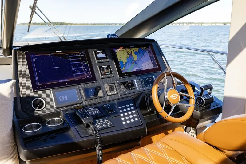 Slide: The Image of Sunseeker Predator 2020 - 55