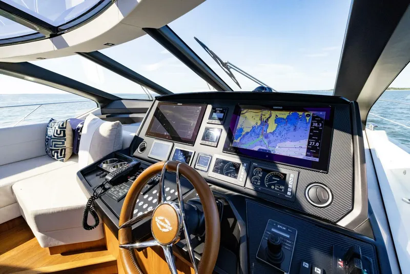Slide: The Image of Sunseeker Predator 2020 - 56