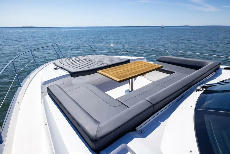 Slide: The Image of Sunseeker Predator 2020 - 69