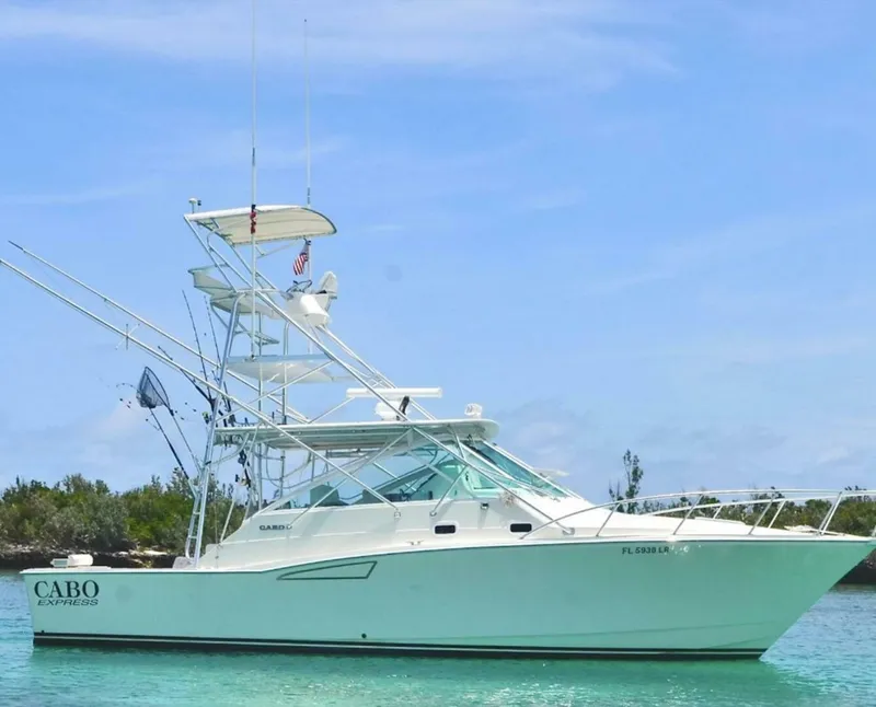 The Image of Cabo 35 Express 2002 - 0
