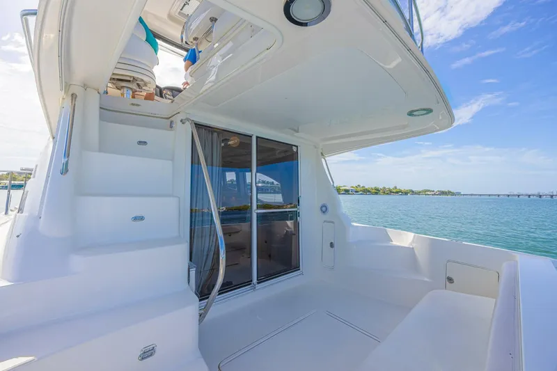 Slide: The Image of Sea Ray 44 Sedan Bridge 2007 - 2