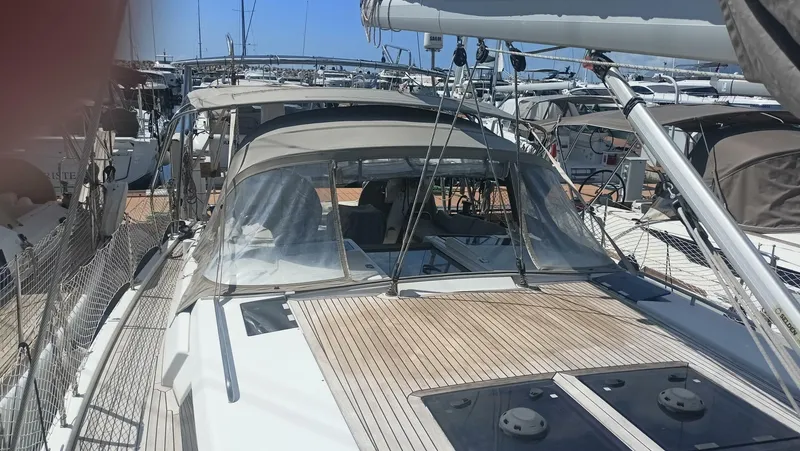 Slide: The Image of Hanse 455 2016 - 4
