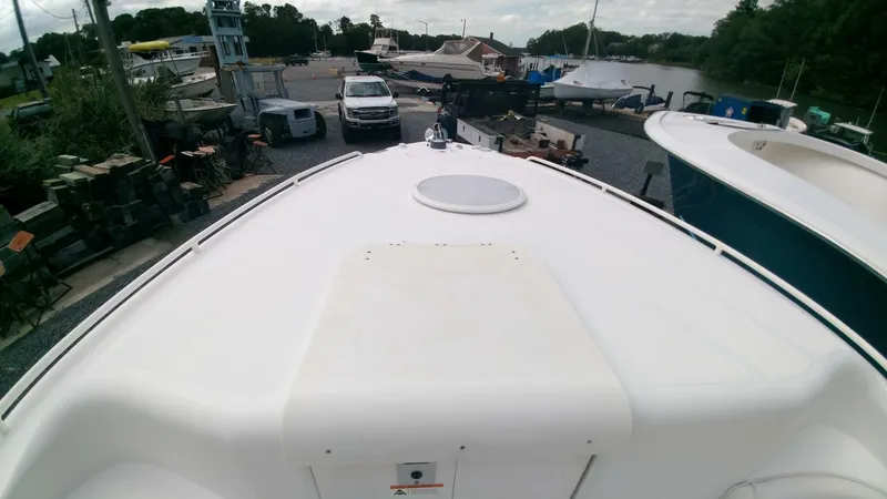 Slide: The Image of Wellcraft 352 Sport 2006 - 12