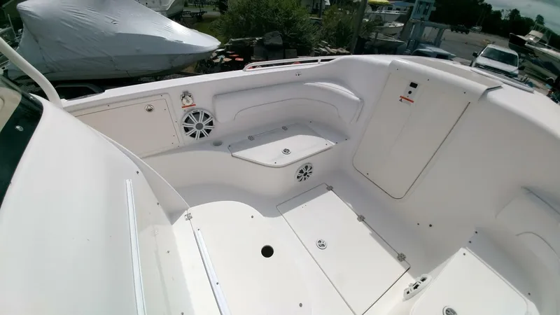 Slide: The Image of Wellcraft 352 Sport 2006 - 9