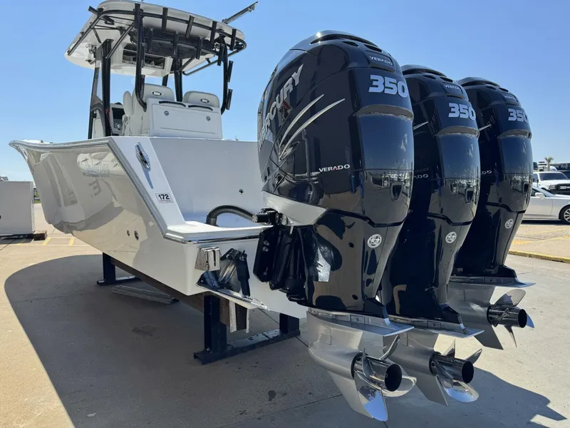 Slide: The Image of Onslow Bay 33 TE 2022 - 8