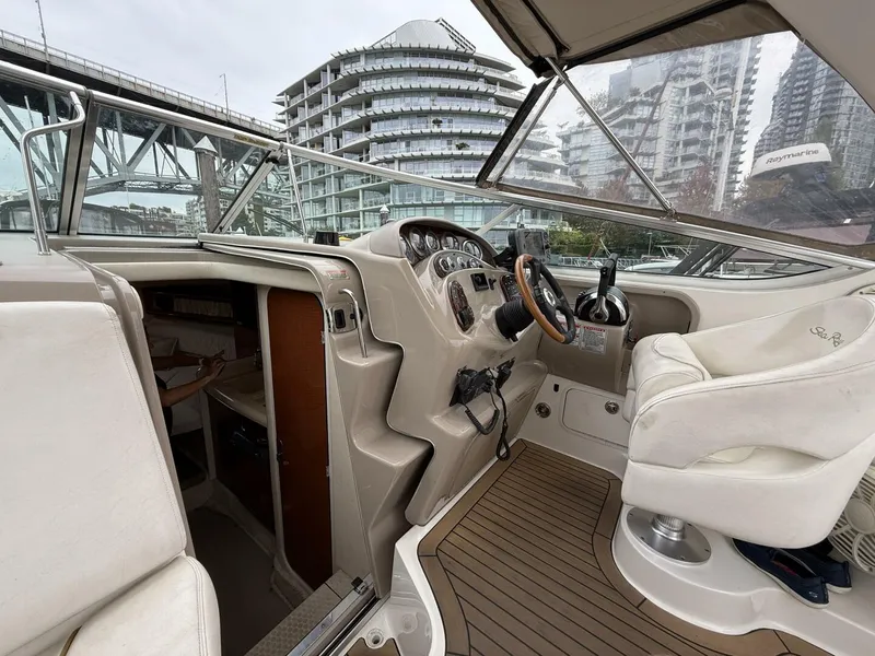 Slide: The Image of Sea Ray 280 Sundancer 2002 - 10