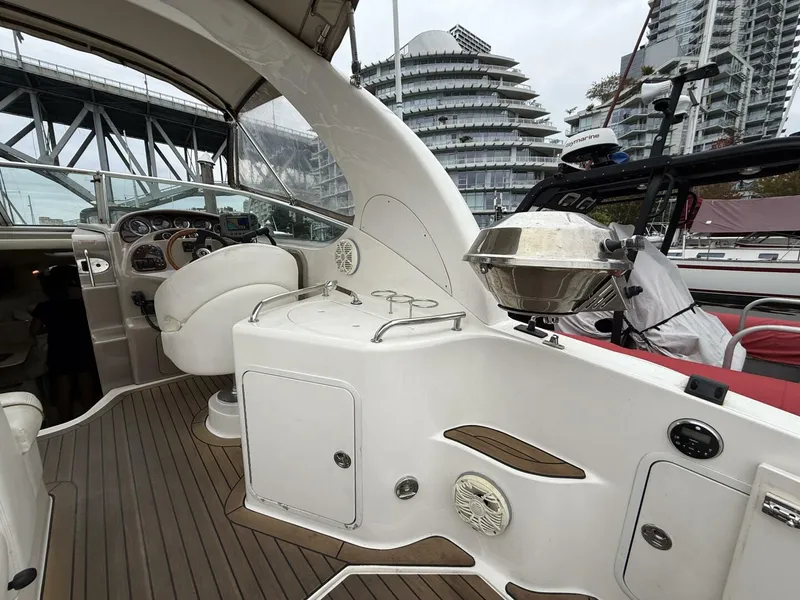 Slide: The Image of Sea Ray 280 Sundancer 2002 - 15