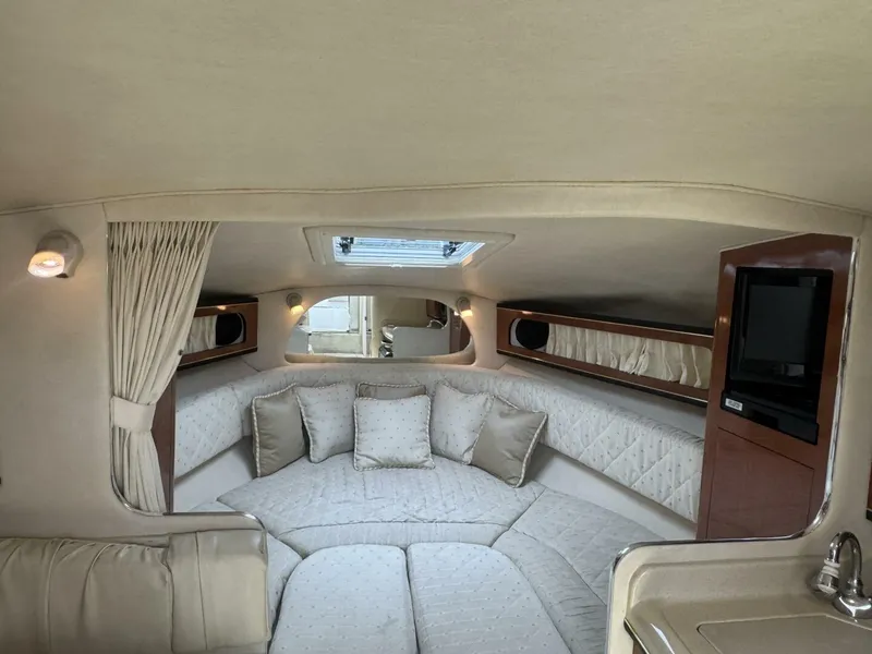 Slide: The Image of Sea Ray 280 Sundancer 2002 - 26
