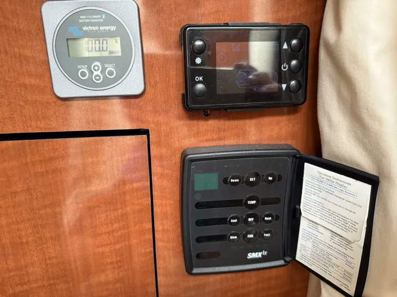 Slide: The Image of Sea Ray 280 Sundancer 2002 - 41
