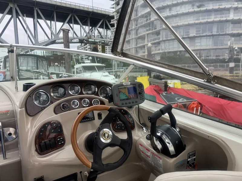 Slide: The Image of Sea Ray 280 Sundancer 2002 - 8