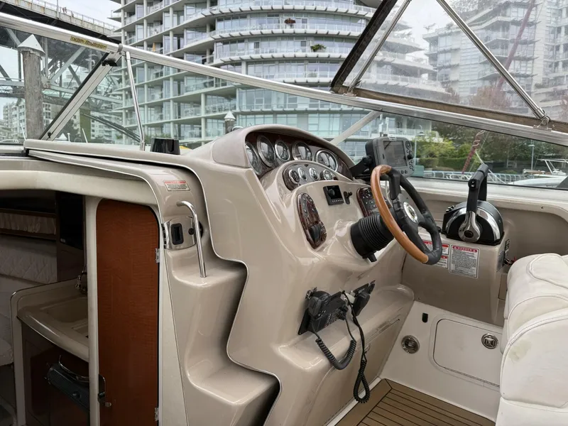 Slide: The Image of Sea Ray 280 Sundancer 2002 - 9