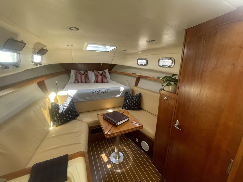 Slide: The Image of Mainship 30 Pilot II 2005 - 17