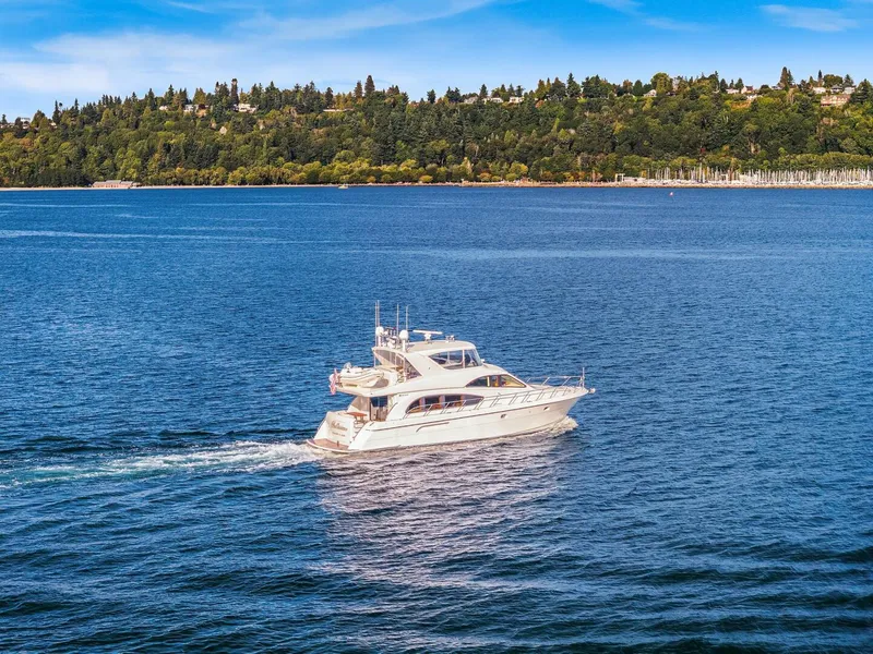 Slide: The Image of Hatteras Cockpit Motoryacht 2001 - 31
