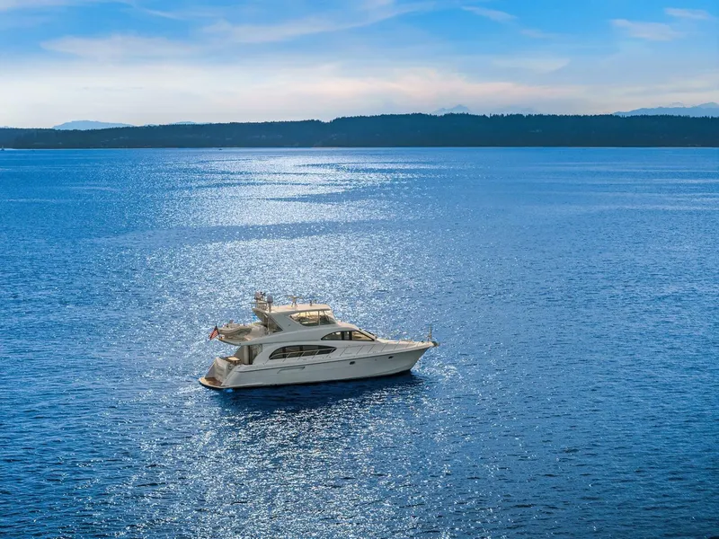 Slide: The Image of Hatteras Cockpit Motoryacht 2001 - 33