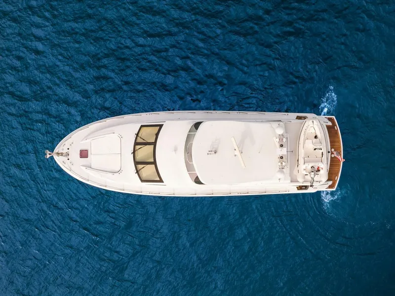 Slide: The Image of Hatteras Cockpit Motoryacht 2001 - 35