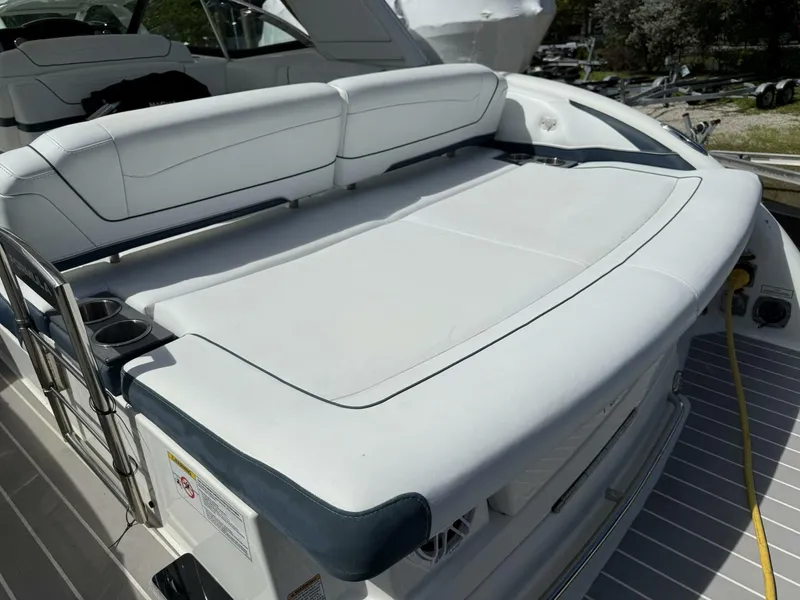 Slide: The Image of Formula 350 Crossover Bowrider OB 2021 - 10