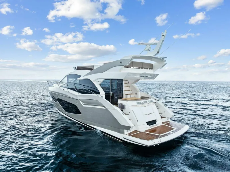 Slide: The Image of Sunseeker Manhattan 52 2020 - 13