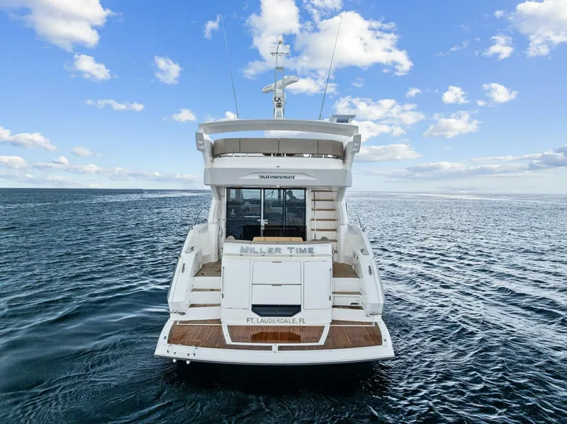 Slide: The Image of Sunseeker Manhattan 52 2020 - 17